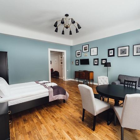 Sherlock Apartments リガ エクステリア 写真