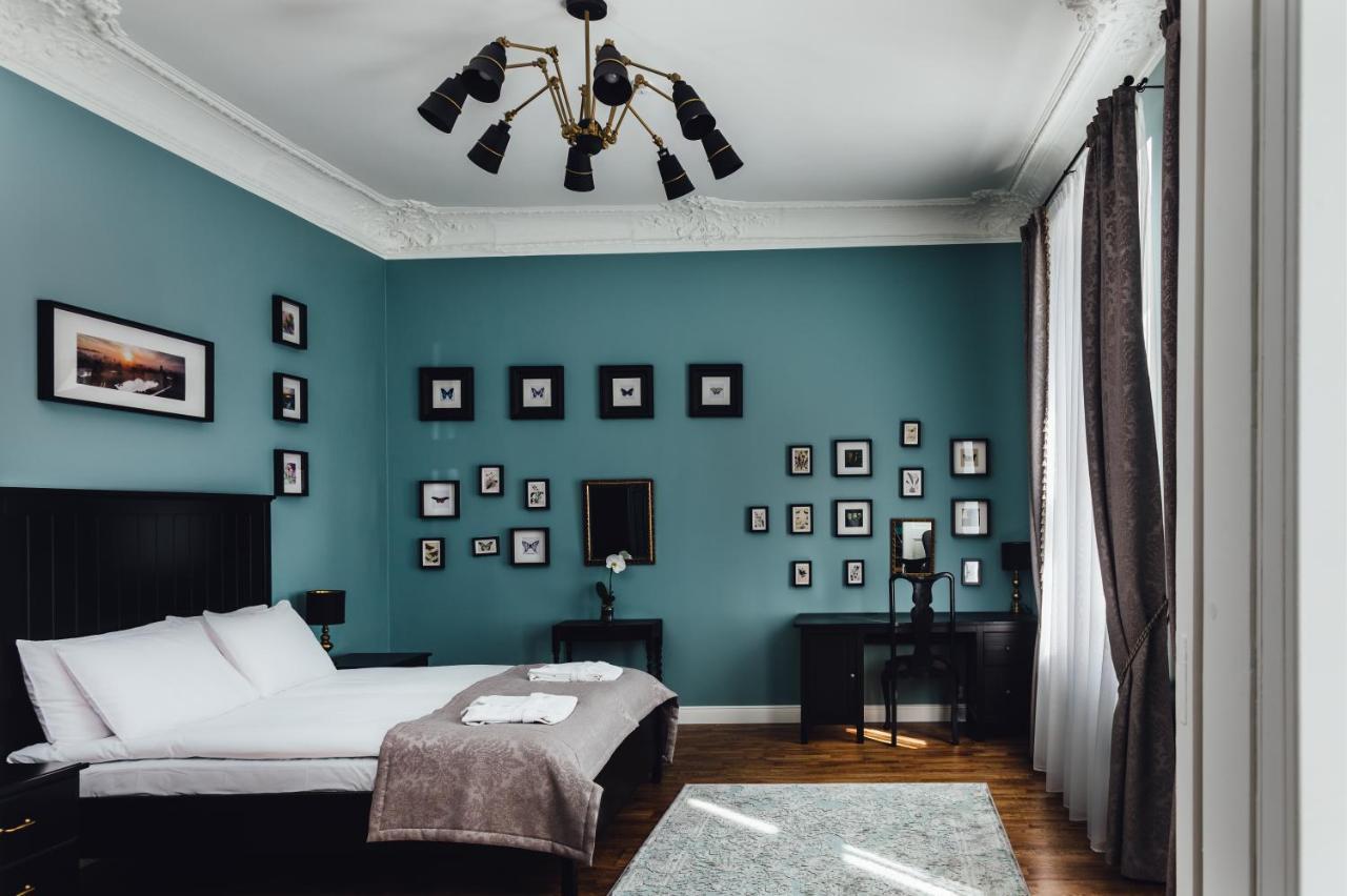Sherlock Apartments リガ エクステリア 写真